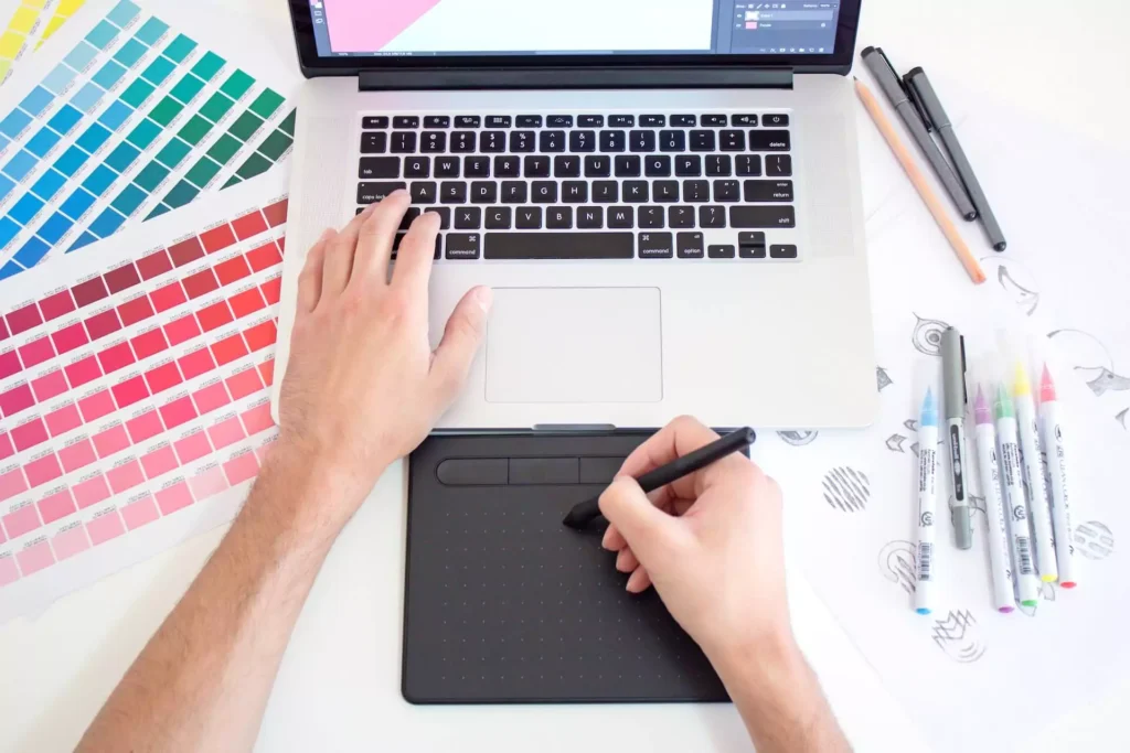 10 Best Ways for a graphic designer to make money in 2023